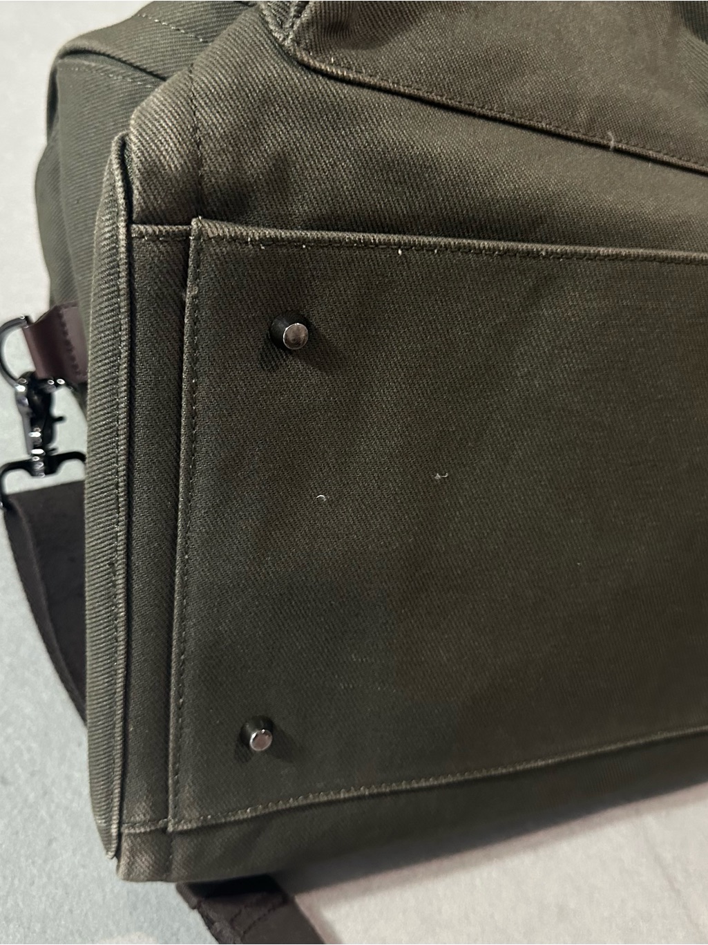 Men’s Olive Canvas Duffel With Brown Leather Accents — image 5 of 8